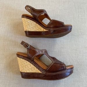 Anthropologie Naya Eternal Leather Wedge Sandal 6M